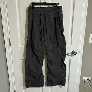 Dance Studio Mid-Rise Pant, size 8, unlined, gray